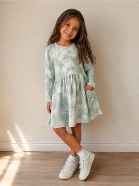 Cat & Jack Girls' Mint Tie-Dye Long-Sleeve Pocket Dress ~ size 4-5